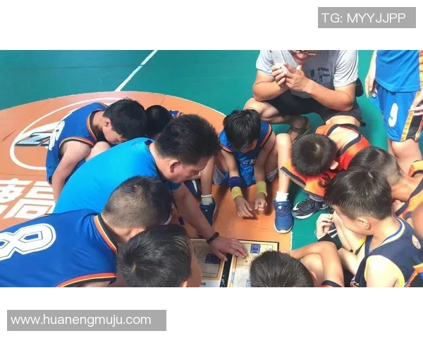 成都篮球队在联合会杯中的耐力表现分析与精彩瞬间回顾