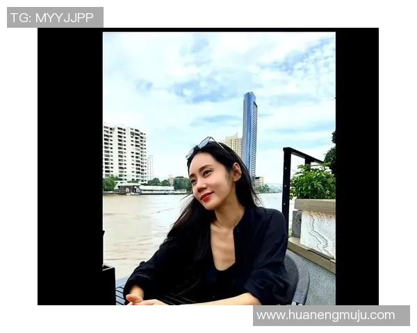 足球明星的中国女友揭秘她们的爱情故事与生活点滴